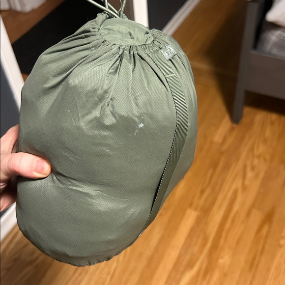 lululemon athletica Olive Puffer Jacket - Picture 5 of 5